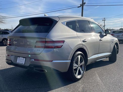 Used 2024 Genesis GV80 3.5T image 3