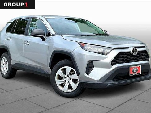 Certified 2022 Toyota RAV4 LE image 2