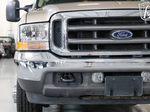 Used 2004 Ford F350 Lariat image 8