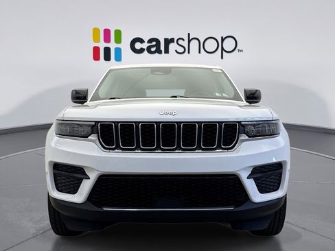 Used 2023 Jeep Grand Cherokee Laredo w/ Luxury Tech Group I image 8