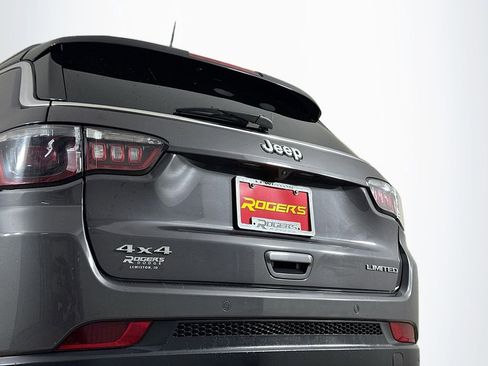 Certified 2024 Jeep Compass Limited image 22