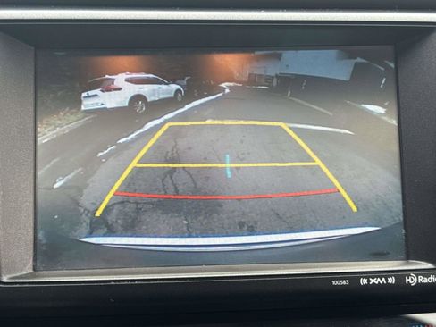 Used 2016 Toyota RAV4 XLE image 28