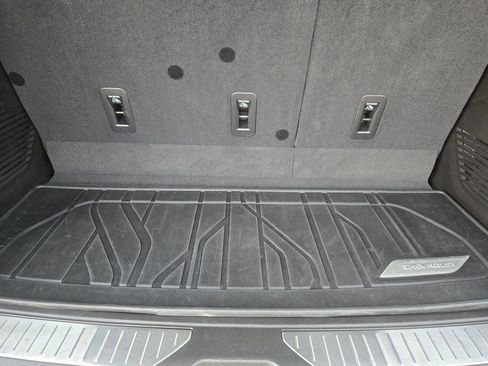 Used 2021 Chevrolet Tahoe High Country image 27