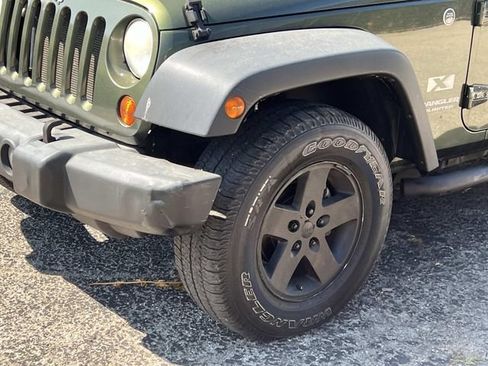 Used 2008 Jeep Wrangler Unlimited X AWD/4WD image 9