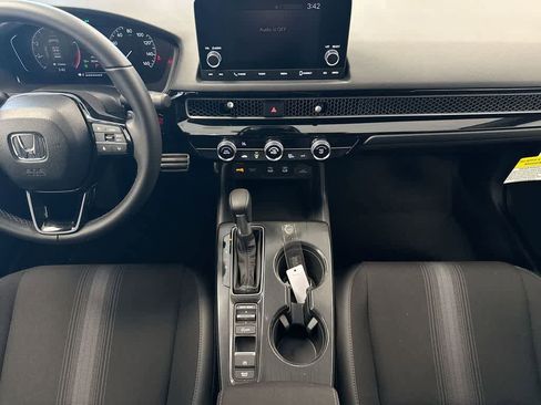 Used 2025 Honda Civic Sport image 30