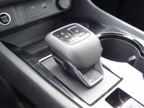 Used 2023 Nissan Rogue SV FWD image 29
