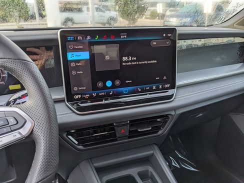 New 2026 Volkswagen Tiguan SE R-Line image 22