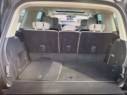 Used 2025 Ford Expedition Active image 6