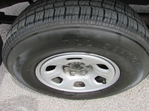 Used 2018 Nissan Frontier S w/ Work Truck Package image 12