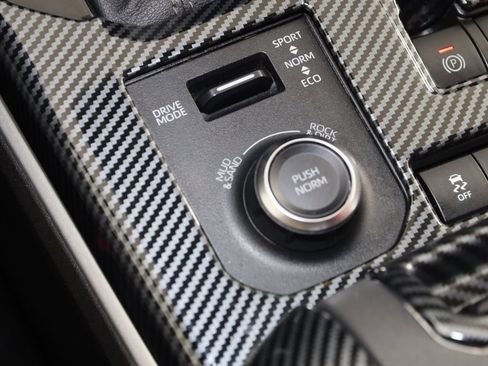 Used 2022 Toyota Highlander XSE image 28