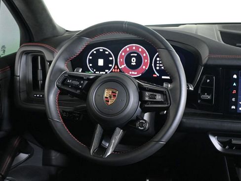 Certified 2025 Porsche Cayenne GTS image 12