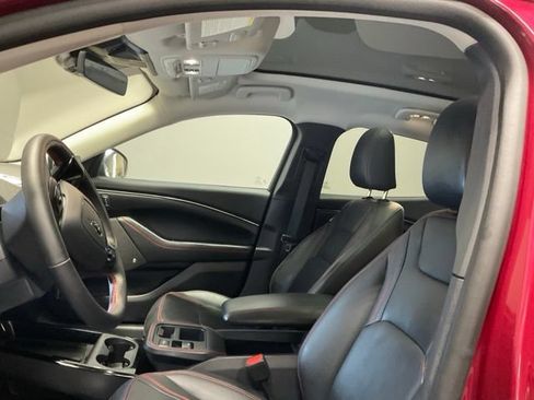 Used 2025 Ford Mustang Mach-E Premium w/ Sport Appearance Package AWD/4WD image 16