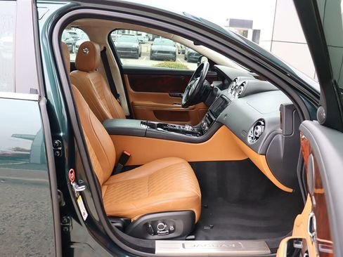 Used 2016 Jaguar XJ L Supercharged image 35