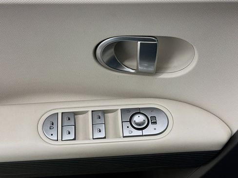 Used 2024 Hyundai Ioniq 5 SEL image 15