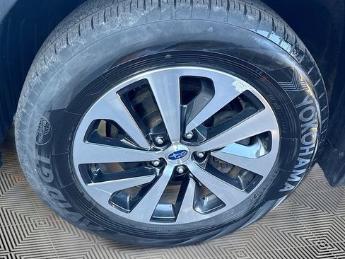 Used 2021 Subaru Outback Premium image 28