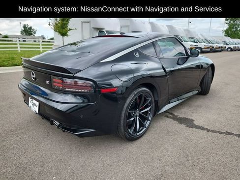 Used 2024 Nissan Z Performance w/ Floor Mat Package RWD image 11