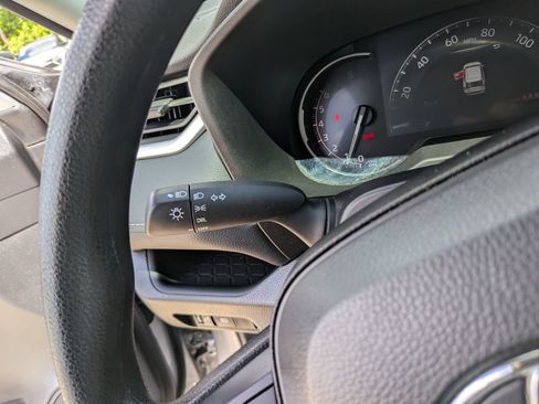 Used 2025 Toyota RAV4 LE FWD image 32