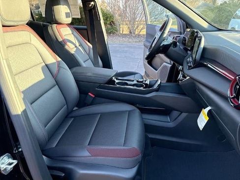 New 2026 Chevrolet Equinox RS w/ Safety and Technology Package image 27