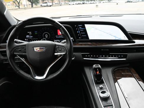 Certified 2023 Cadillac Escalade ESV Sport Platinum image 9