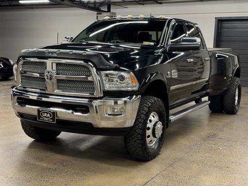 Used 2015 RAM 3500 Laramie Longhorn AWD/4WD image 3