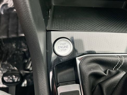 Used 2025 Volkswagen Taos S image 25