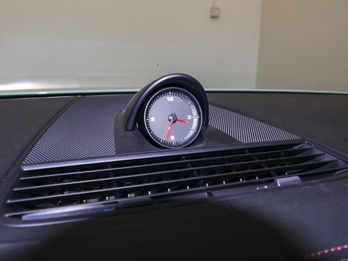 Used 2022 Porsche Panamera image 32