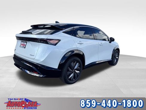 Used 2024 Nissan Ariya FWD image 11