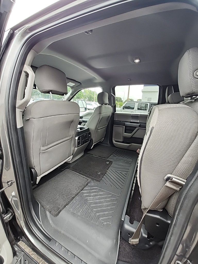Used 2017 Ford F150 XLT w/ Equipment Group 302A Luxury AWD/4WD image 22