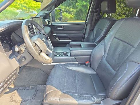 Used 2023 Toyota Tundra Platinum w/ Advanced Package AWD/4WD image 5
