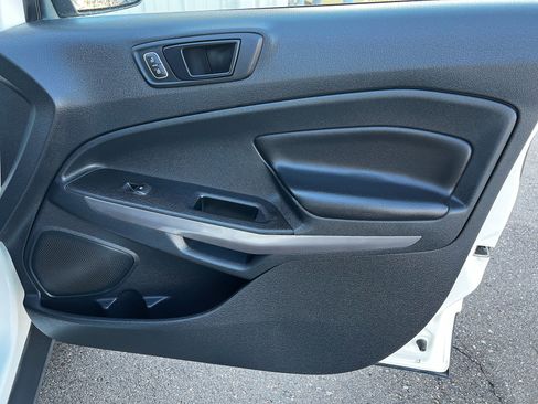 Used 2021 Ford EcoSport SES image 31