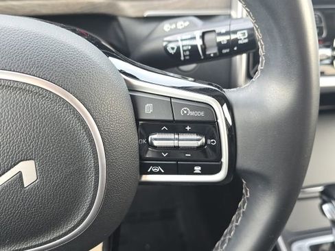 Used 2022 Kia Sorento EX w/ Panoramic Sunroof Package image 30