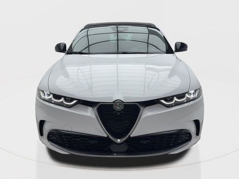 Used 2024 Alfa Romeo Tonale Ti w/ Active Assist Package AWD/4WD image 4