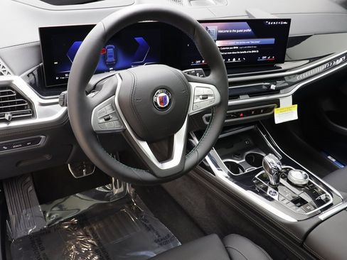 New 2026 BMW ALPINA XB7 image 7