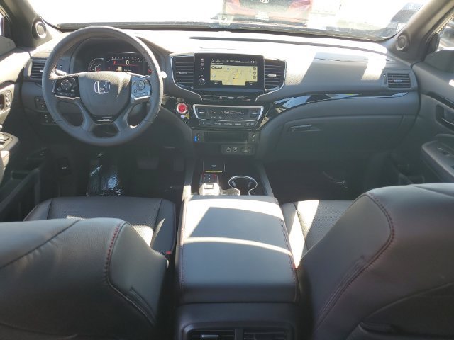 Certified 2025 Honda Passport Black Edition image 11