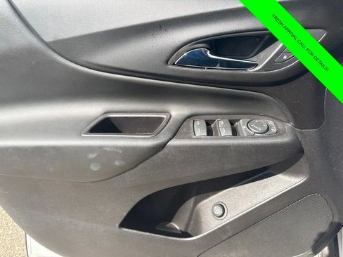 Used 2018 Chevrolet Equinox LT AWD/4WD image 23