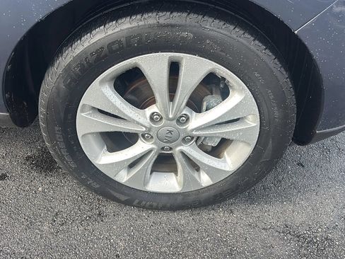 Used 2014 Kia Soul + FWD image 30