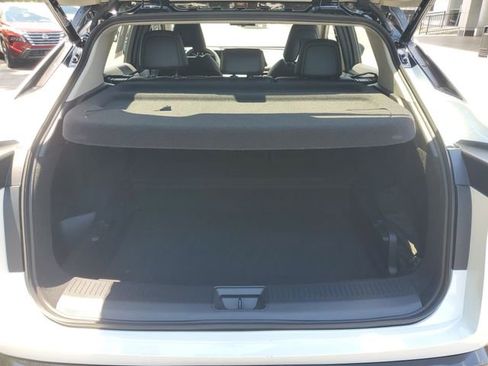 Used 2024 Nissan Ariya FWD image 8