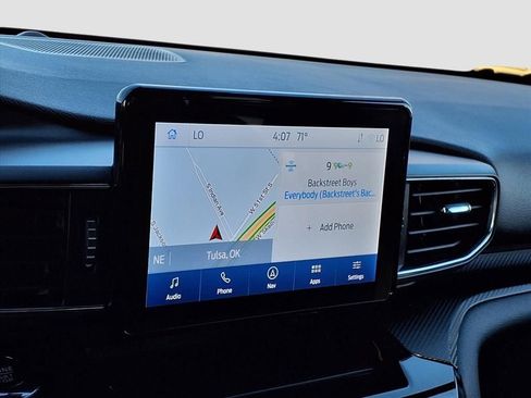 Used 2023 Ford Explorer ST-Line image 10