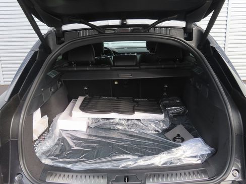 Used 2023 Land Rover Range Rover Velar R-Dynamic S AWD/4WD image 23