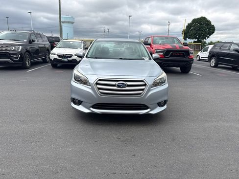 Used 2017 Subaru Legacy 2.5i Limited AWD/4WD image 4