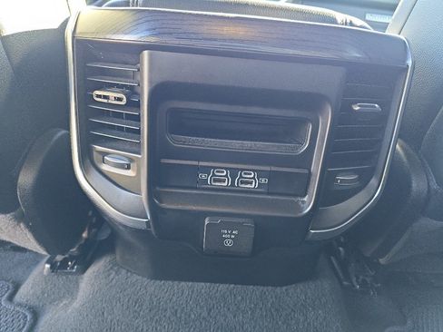 Used 2024 RAM 1500 Laramie image 30