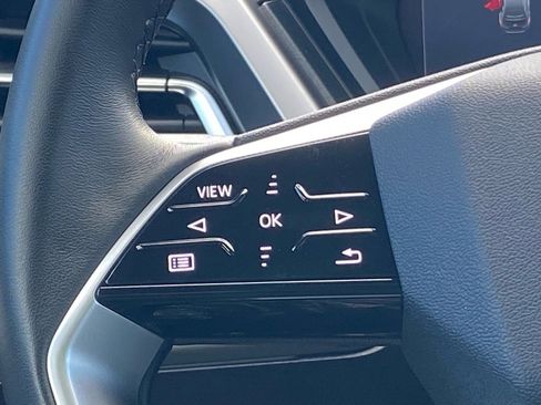 Used 2024 Audi Q4 e-tron Premium Plus w/ Premium Plus image 6