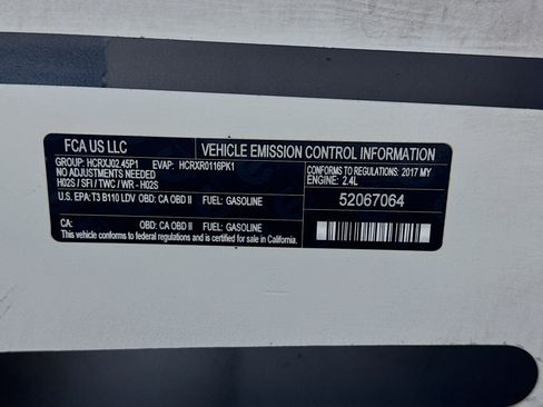 Used 2017 Jeep Renegade Trailhawk image 19