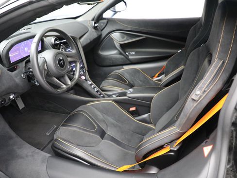 Used 2023 McLaren 720S Performance RWD image 39
