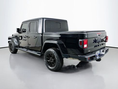 Used 2022 Jeep Gladiator Sport image 5