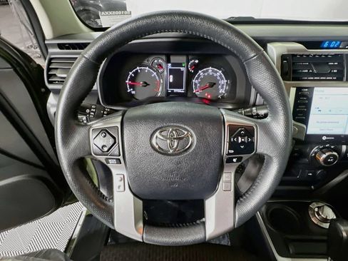 Used 2021 Toyota 4Runner Trail Special Edition AWD/4WD image 10