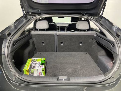 Used 2022 Hyundai Ioniq SEL image 10