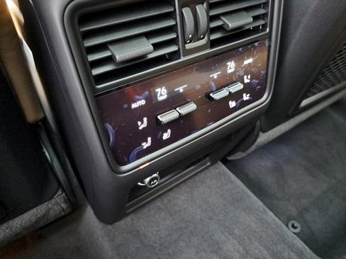 New 2026 Porsche Cayenne Coupe image 18