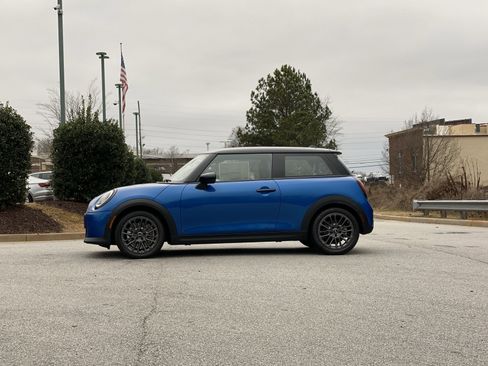 New 2026 MINI Cooper 2-Door Hardtop FWD image 14