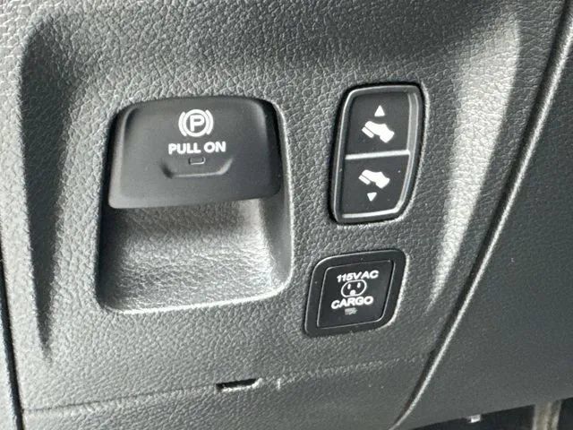 Used 2024 RAM 1500 Limited AWD/4WD image 38